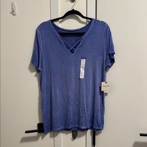 Arizona Jean Company V-Neck Blue Tee
